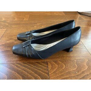 Easy Street Women's Dress Shoe Pump Navy Blue 7.5 W NEW